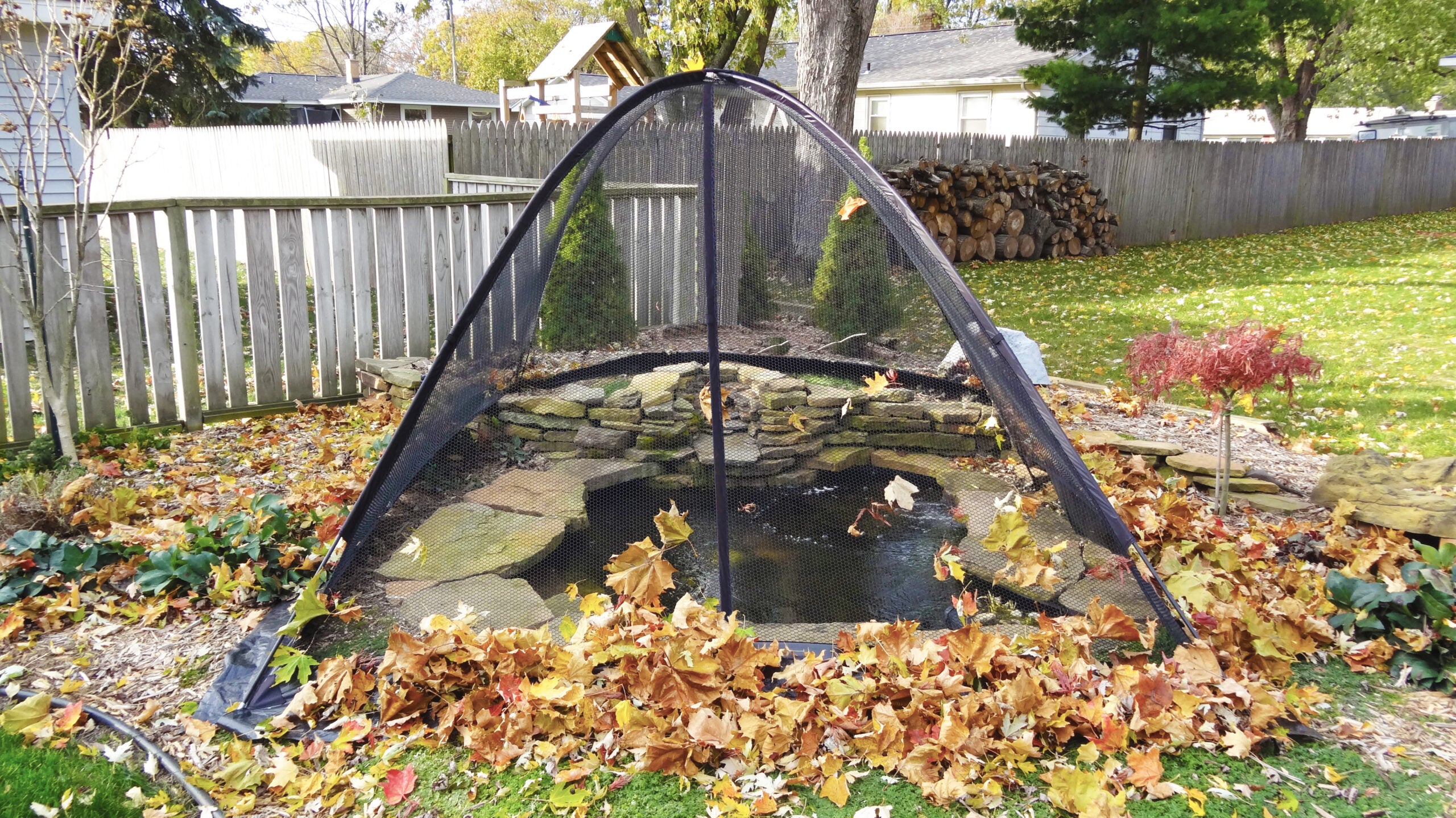 EasyPro Deluxe Pond Cover Tent – 8&#8242; x 10&#8242;
